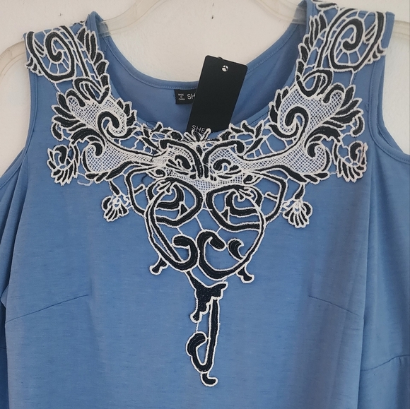 Sheilay Blue Cold Shoulder Top with Black and White Embroidery Sz XXL (NWT) - Picture 4 of 6